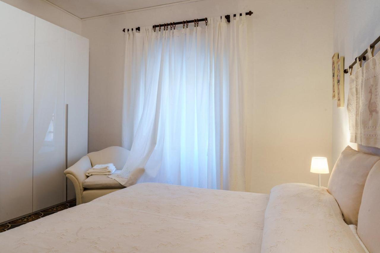 Holiday Home Alle Pavoncelle, Indipendente Con Terrazzo Di 60 Mq Portoscuso Exterior photo