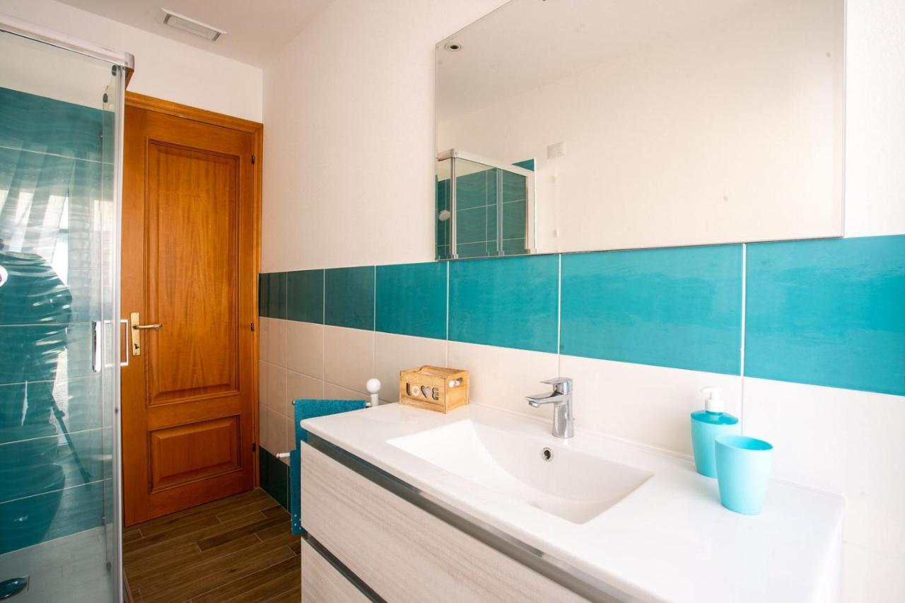 Holiday Home Alle Pavoncelle, Indipendente Con Terrazzo Di 60 Mq Portoscuso Exterior photo