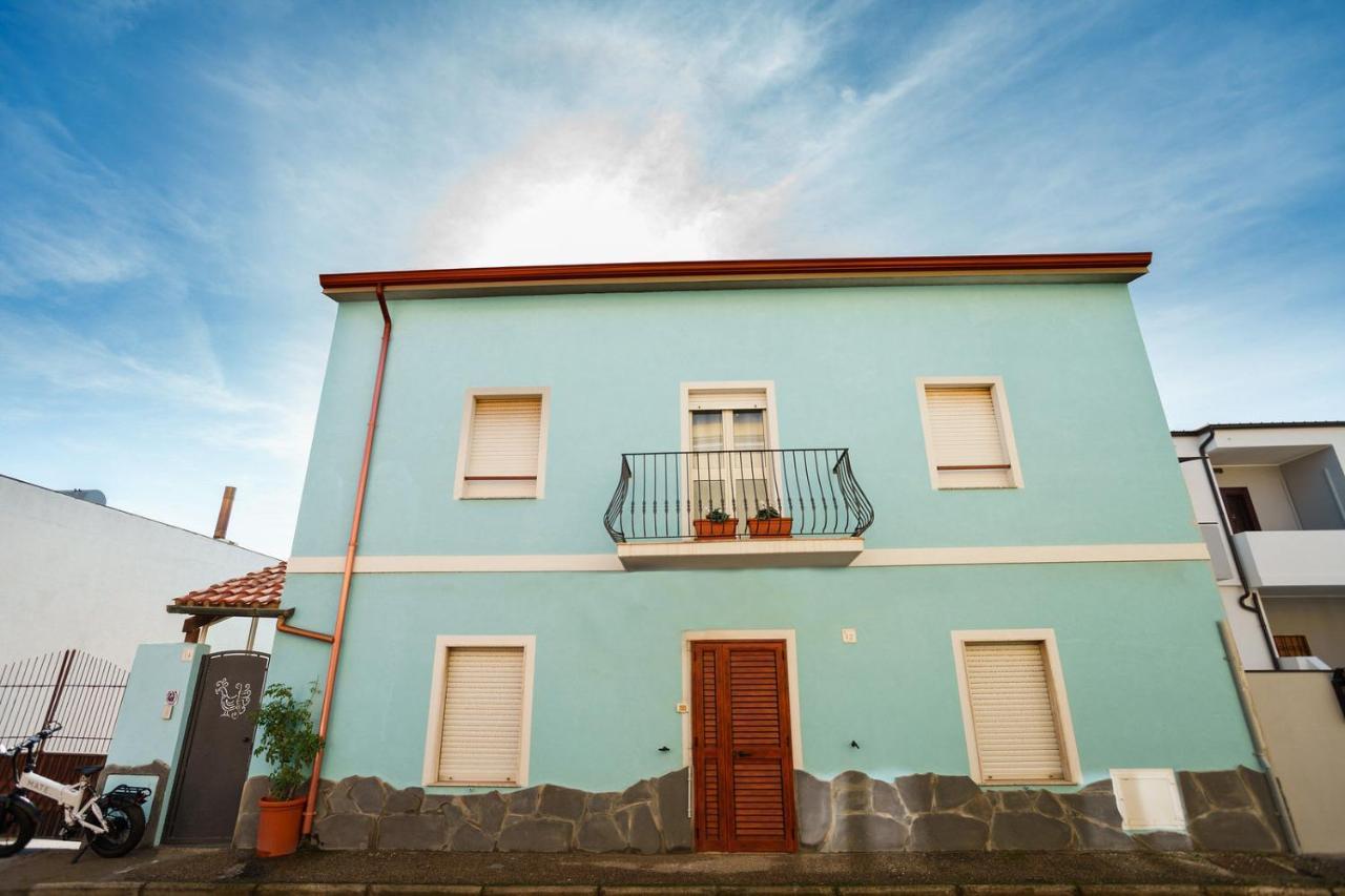 Holiday Home Alle Pavoncelle, Indipendente Con Terrazzo Di 60 Mq Portoscuso Exterior photo