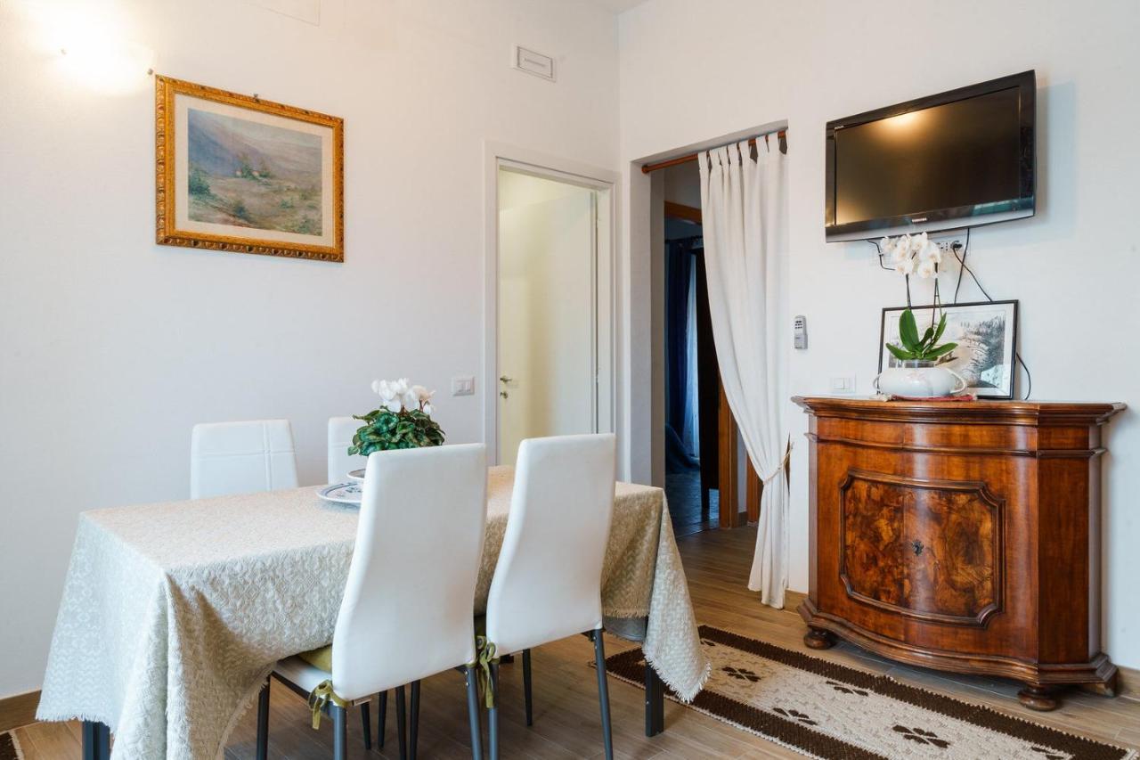 Holiday Home Alle Pavoncelle, Indipendente Con Terrazzo Di 60 Mq Portoscuso Exterior photo
